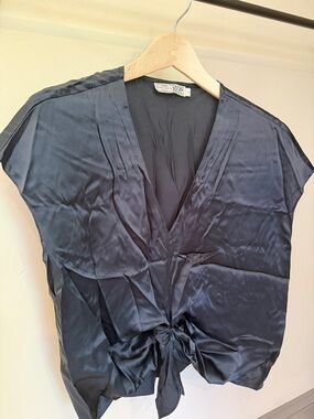 Silky V-Neck Tie-Front Blouse in black